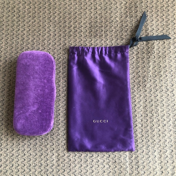 Gucci Eyeglass Case Pouch Drawstring Purple Velvet Clamshell Hard Black Ribbon - Picture 1 of 5